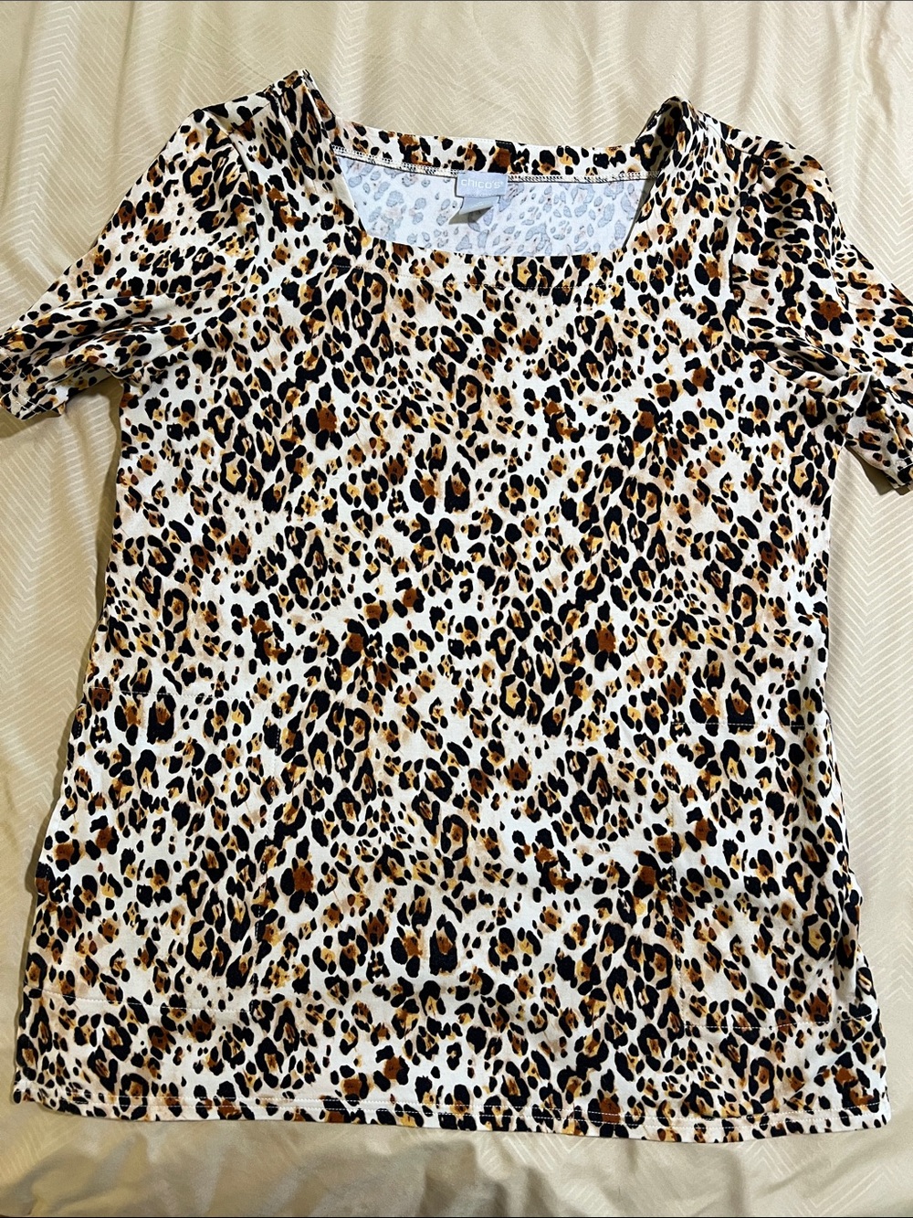 Chico's Leopard Square Neck Short Sleeve Top With Pockets Cream, Brown, Black
